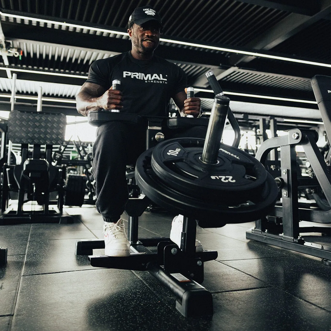 Primal Strength Club Seated Calf Raise machine mollets 230 kg