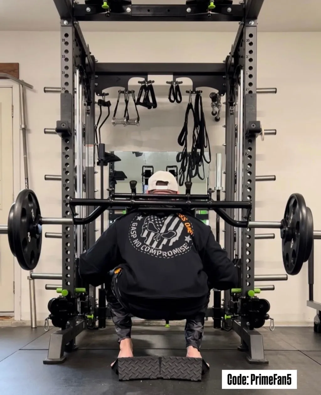Prime Fitness Super Squat Bar barre squat 1000 lbs