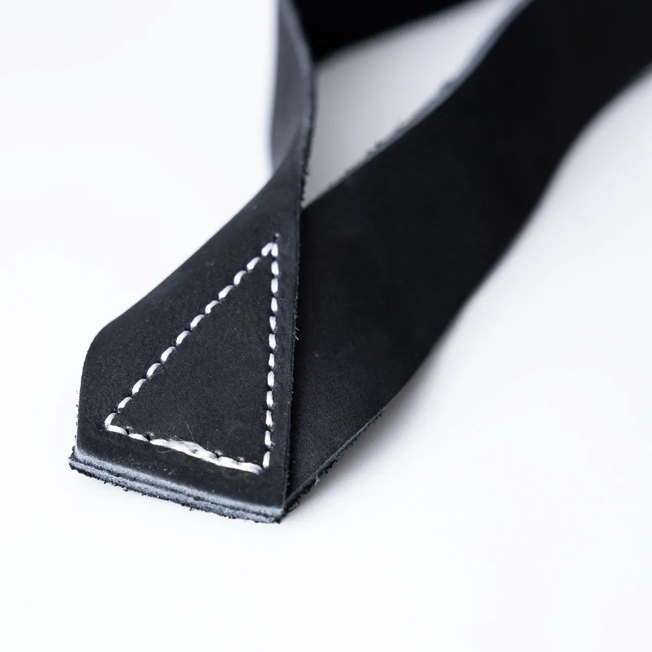 Primal Strength Closed Loop sangles tirage cuir noir