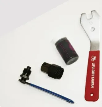Hoist Fitness Revmaster Pro kit outils entretien noir